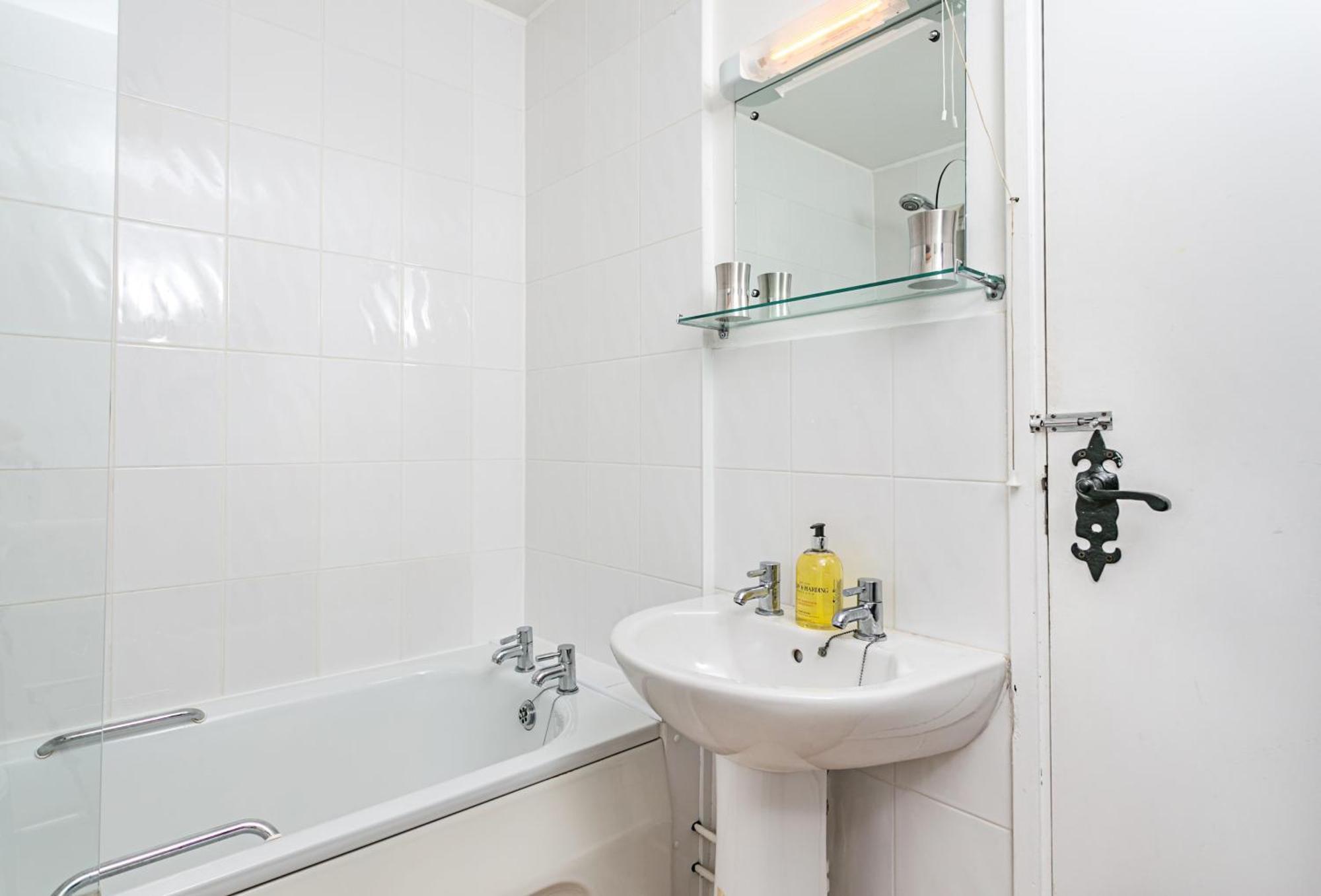 Laburnum Lodge Sleeps 6 Wheelchair Access Minehead Exterior foto